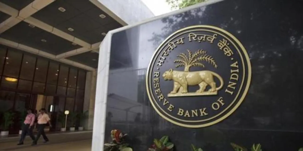 RBI relaxes ATM daily withdrawal limit to Rs 4,500 from Rs 2,500