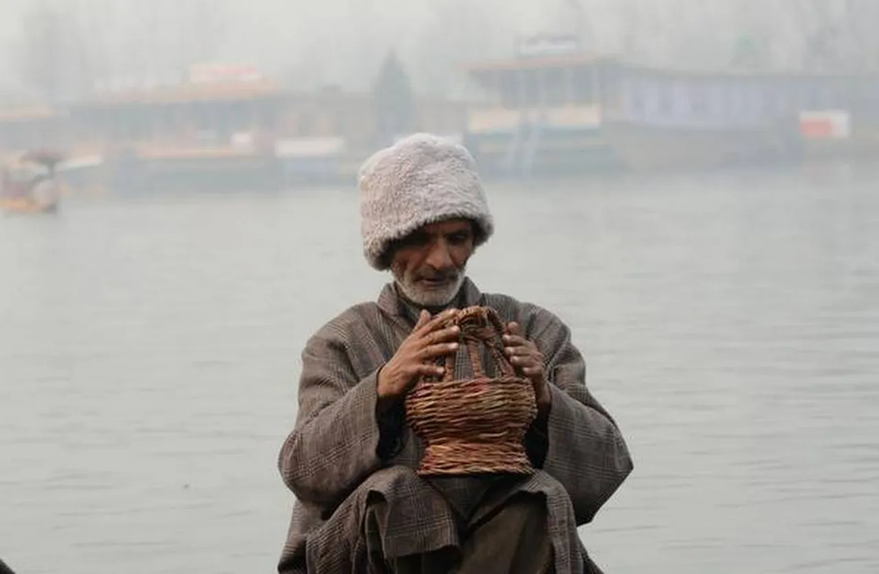 Srinagar records season’s coldest night at minus 4.5
