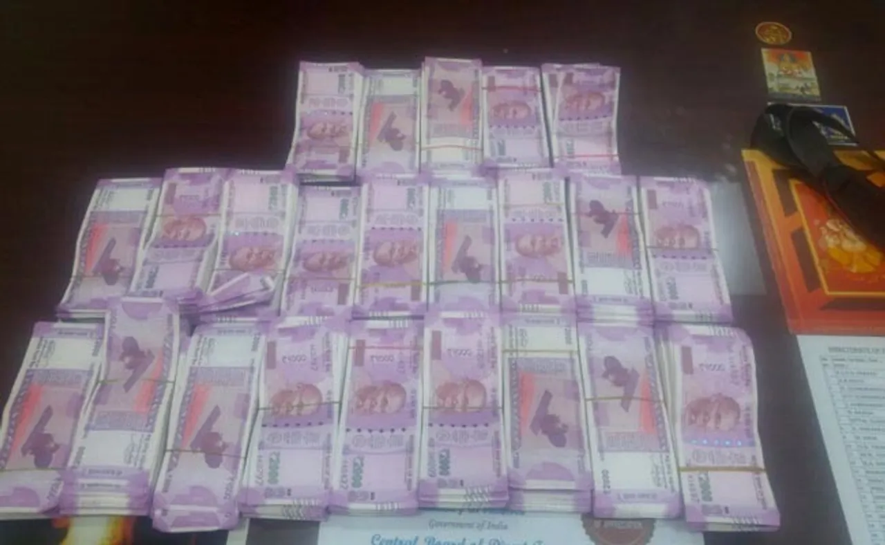 CBI arrests RBI official for money laundering