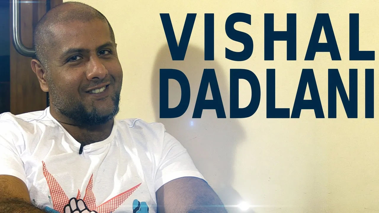 Vishal Dadlani mocks RBI, government on deposit norms of old notes