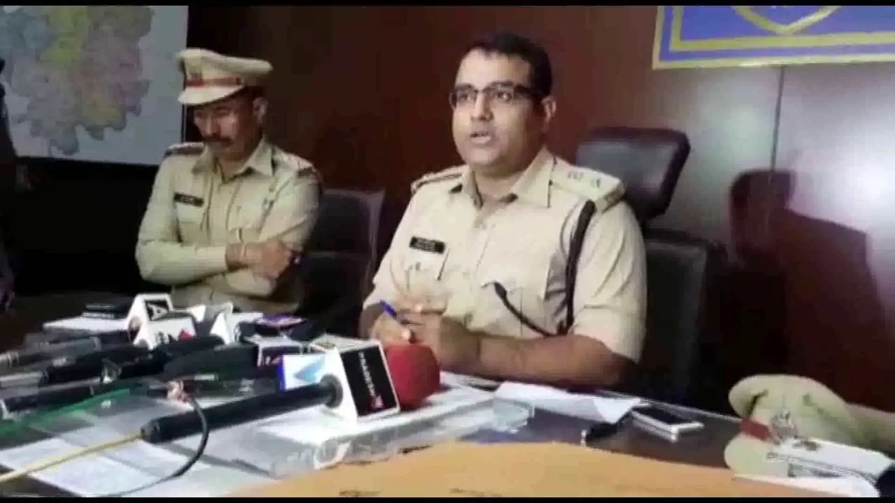 Police raids farm house near Vadodara, 260 detained