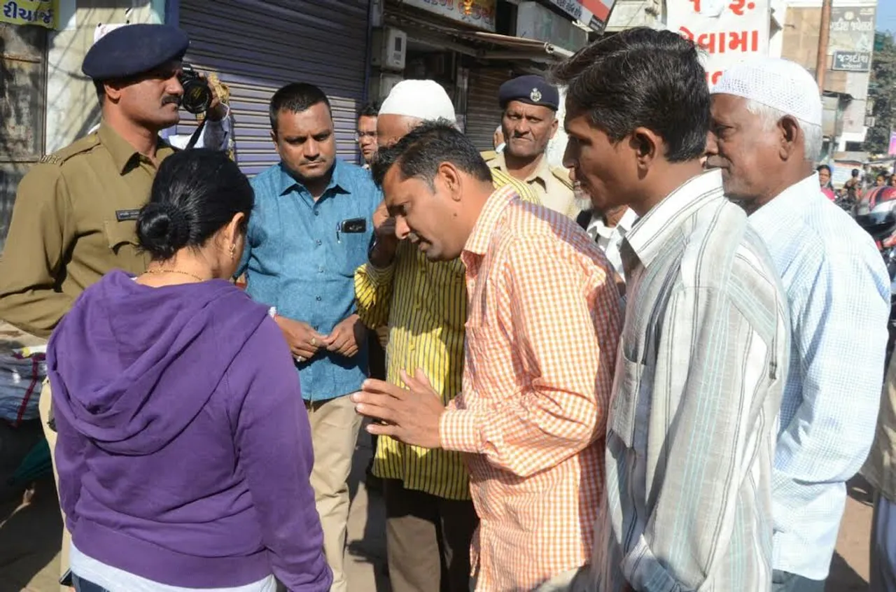 Desi bomb blast in Vadodara
