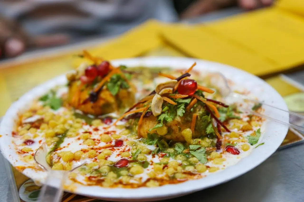 Make Dahi Papdi chat in Desi style