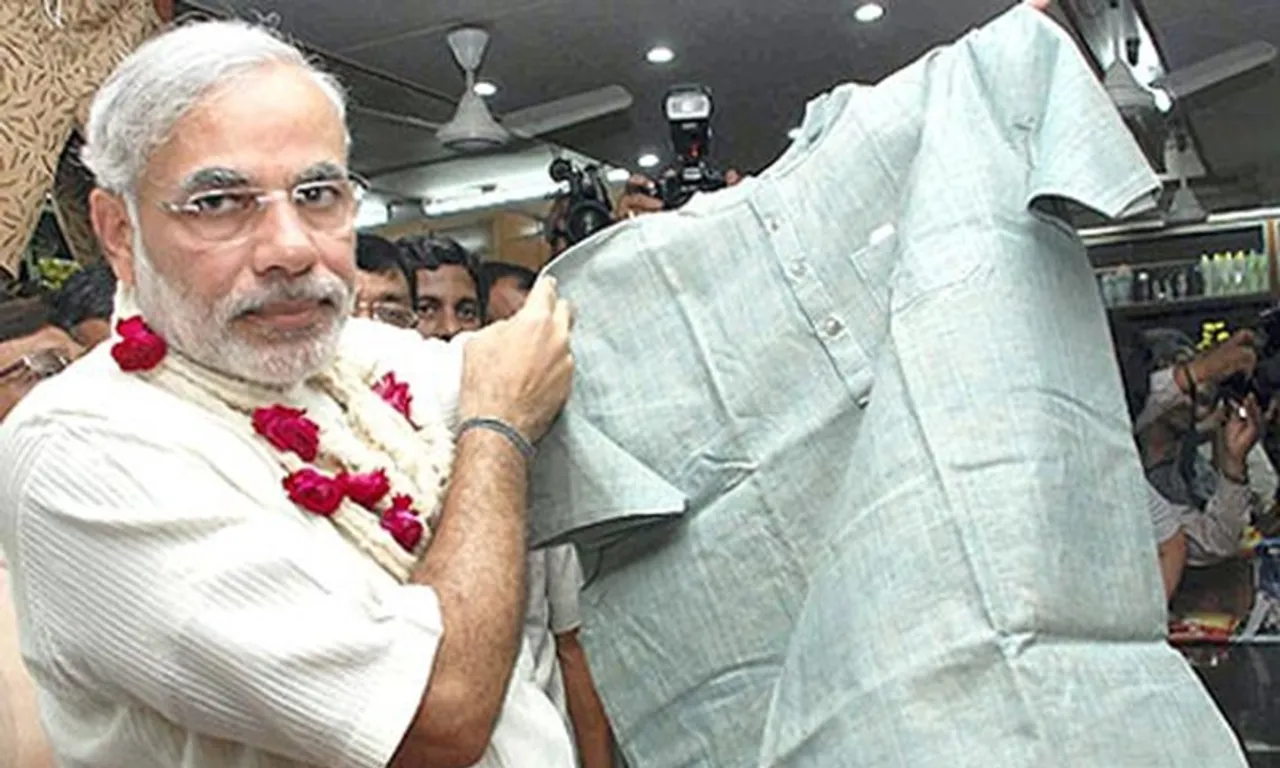 Khadi officers, workers split over Modi photos