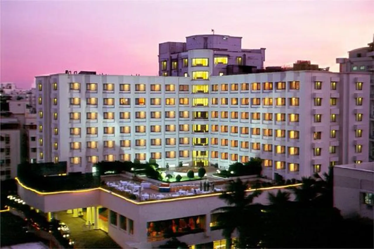 Fire breaks out in Hyderabad hotel