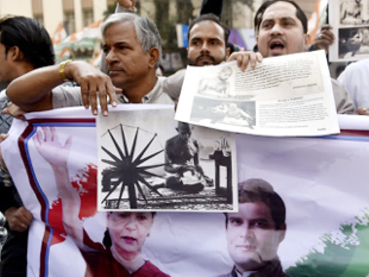 Khadi imbroglio: Employees plan indefinite hunger strike