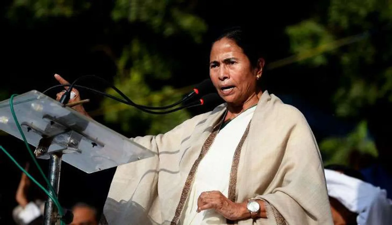 Mamata announces three-day protests against note ban