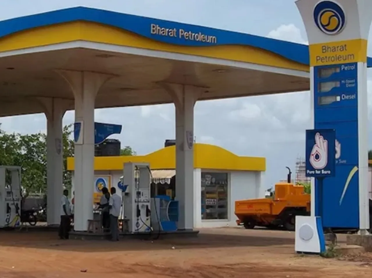 BPCL plans to raise Rs 2,000 crore