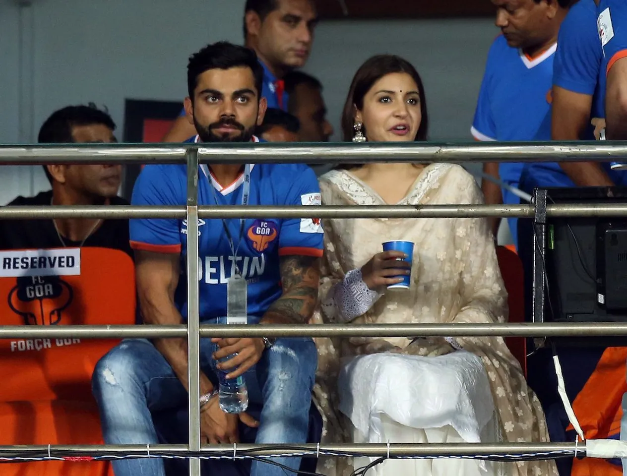 Anushka refutes ‘bogus claims’ on Virat producing ‘Phillauri’