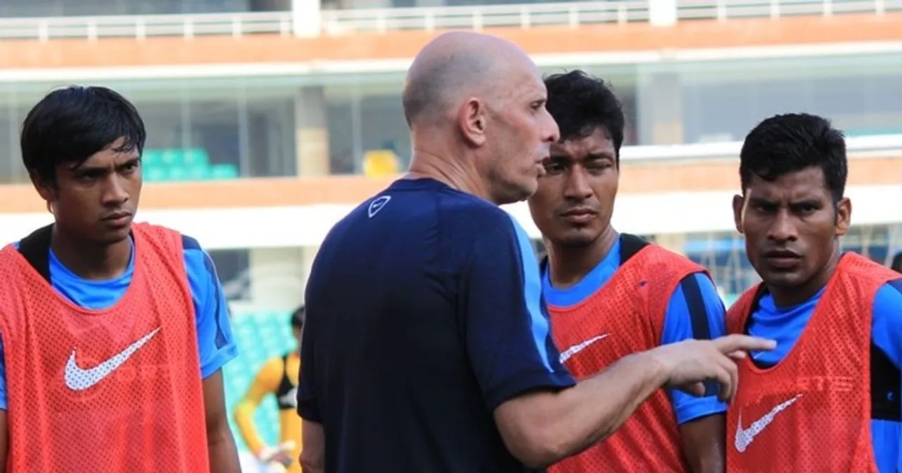 Four new players included in national football camp
