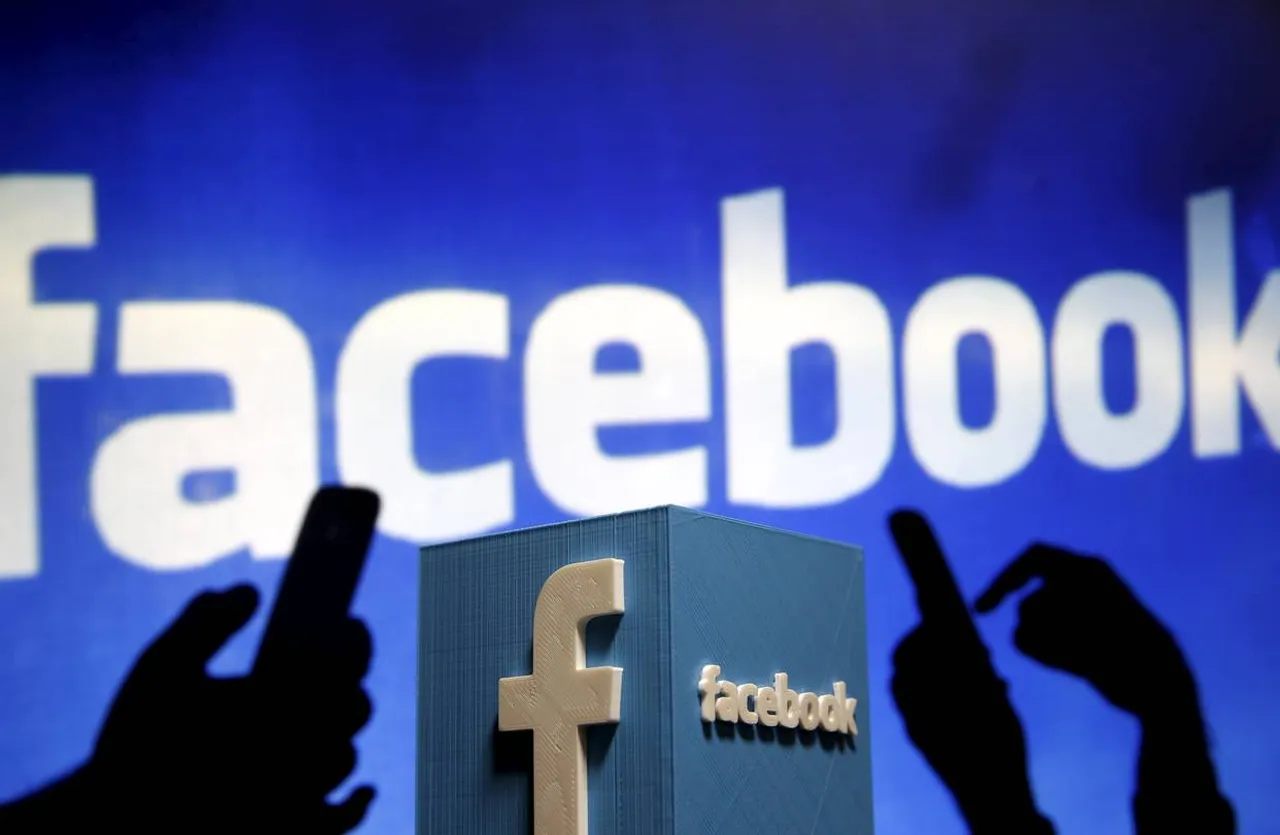 Facebook to put ads amid live videos