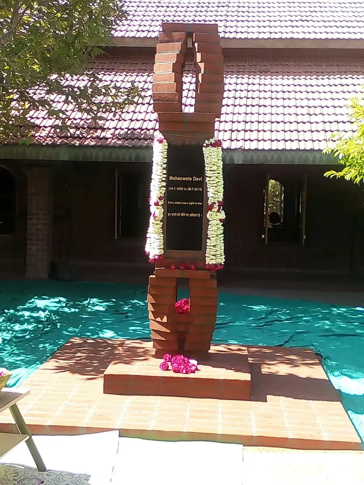 Memorial to Mahasveta Devi unveiled at Adivasi Academy, Tejgadh