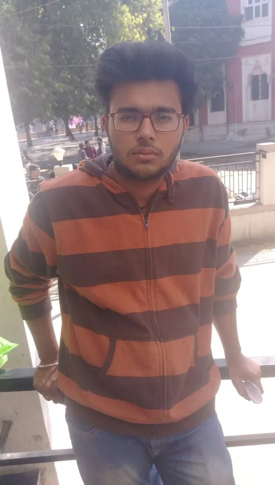 Son donated eyes of his father as per his last wish