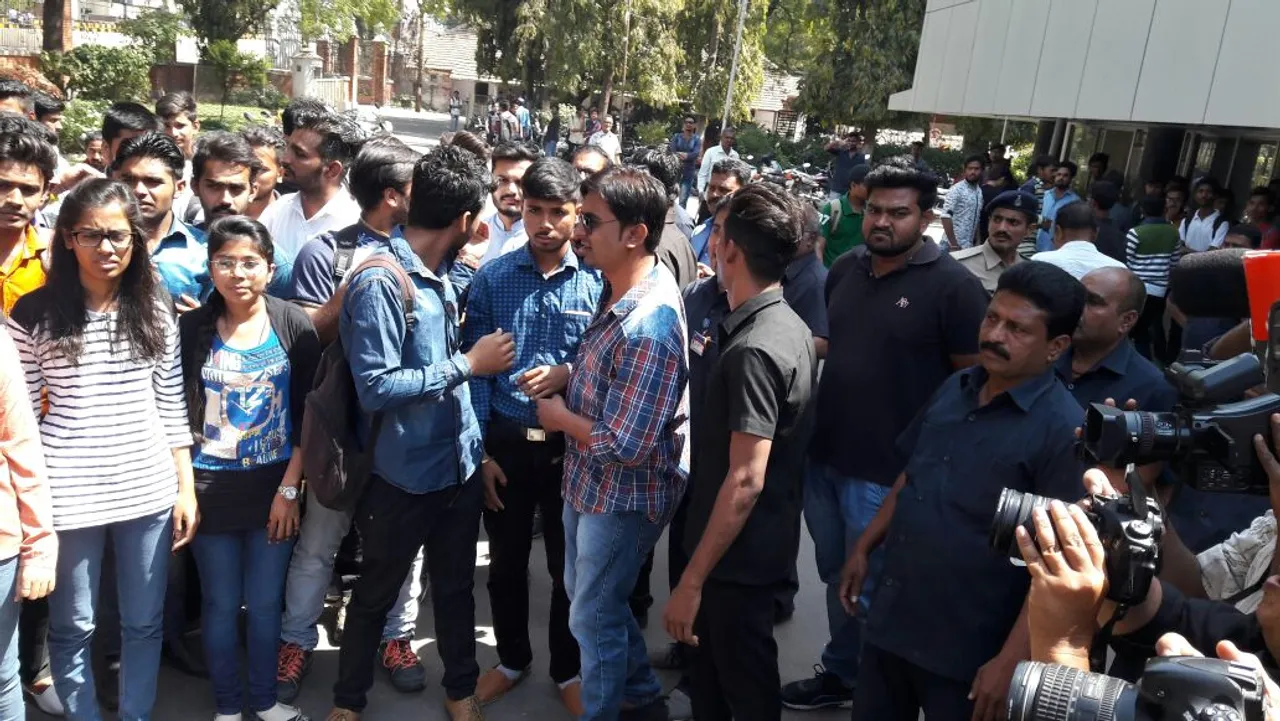 GS, VP along with 10 others detained