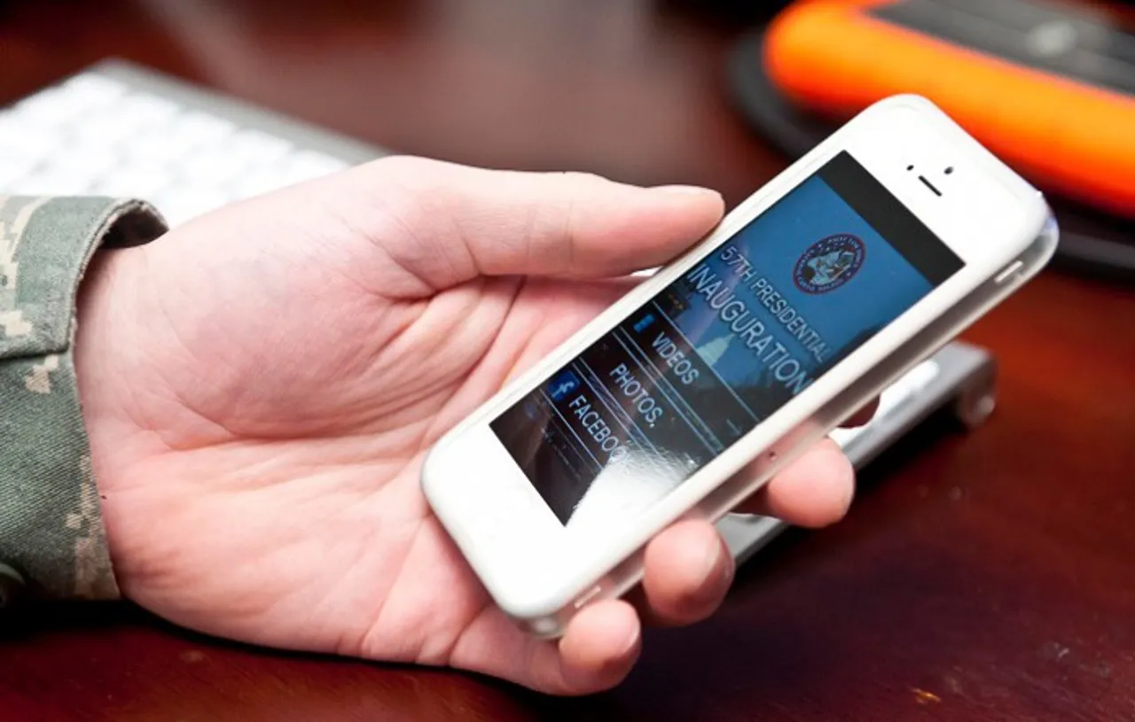 Smartphone app to improve rail safety, ride comfort