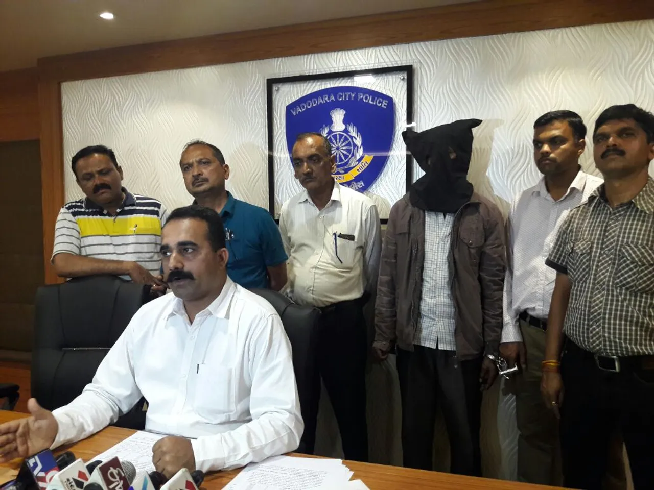 Accused from West Bengal with duplicate currency