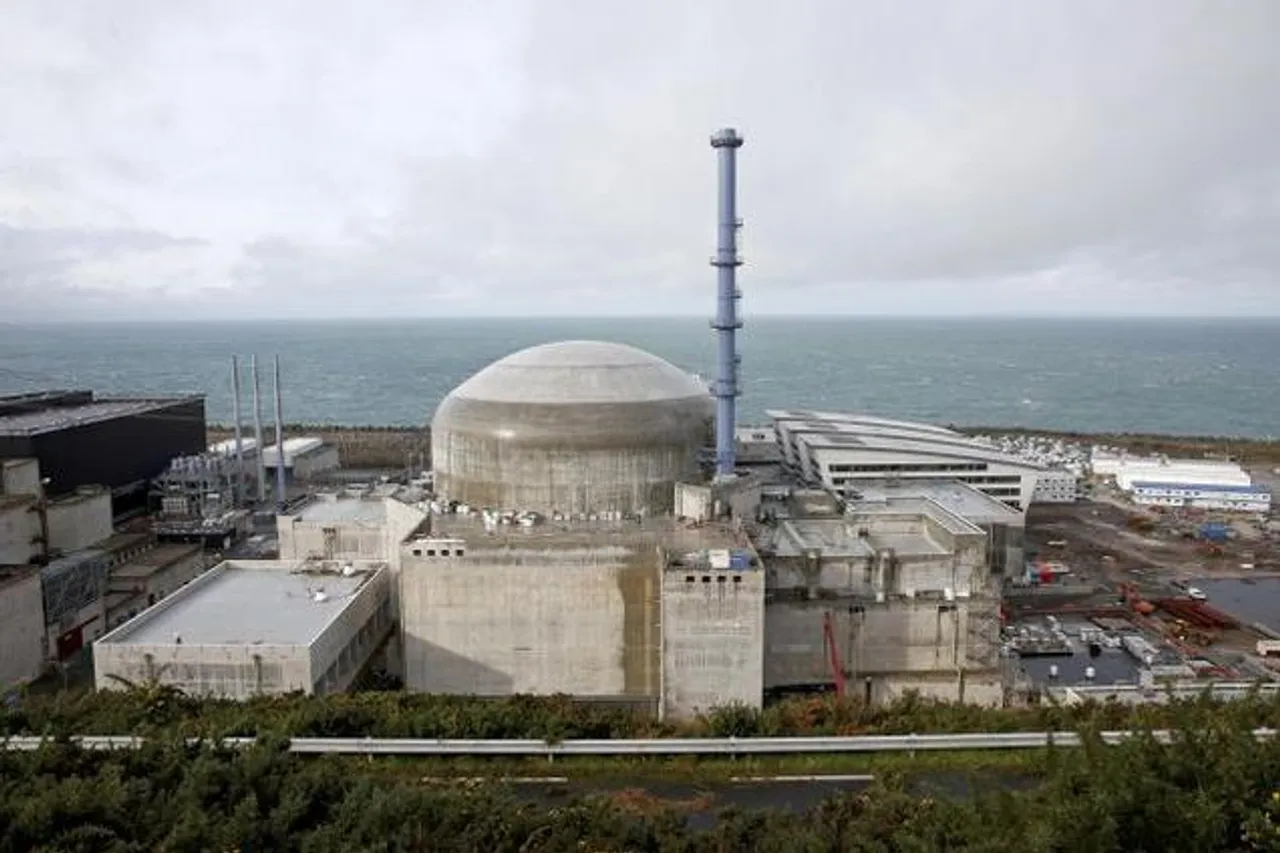 Explosion at French nuclear plant