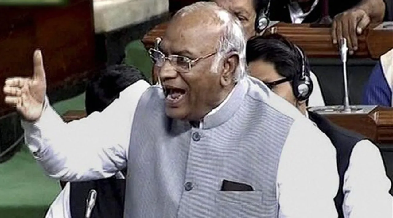 Big mistake if budget not postponed: Congress