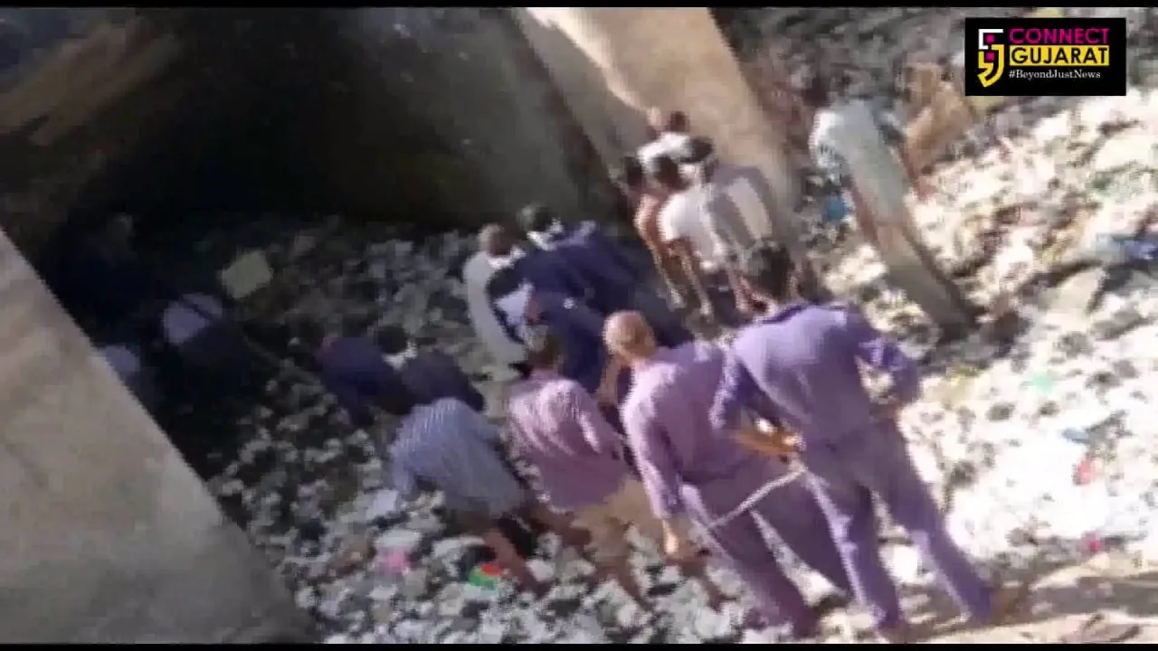 Vadodara fire brigade found one dead body of youth