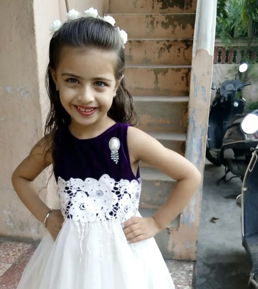 Vadodara girl selected for online photo contest