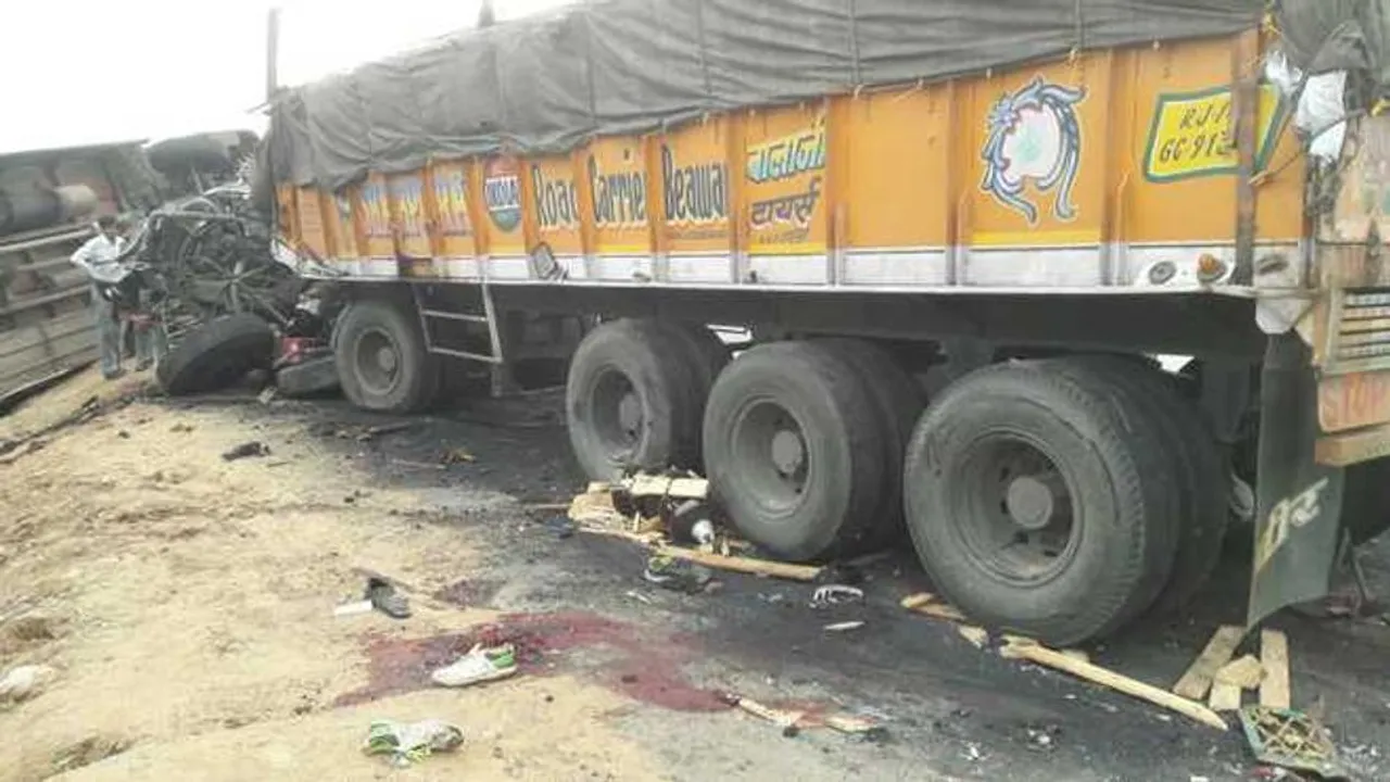 17 people killed in road accident in Rajasthan