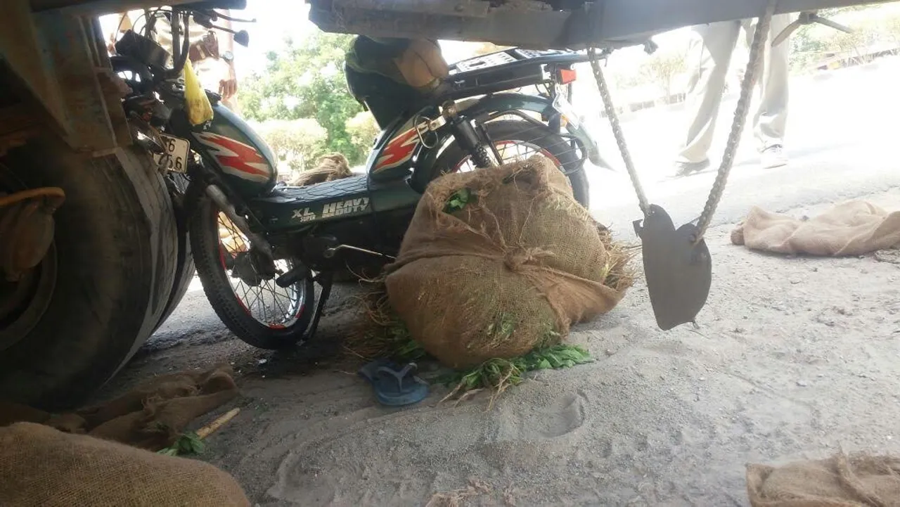 Two died after collided with parked trailer