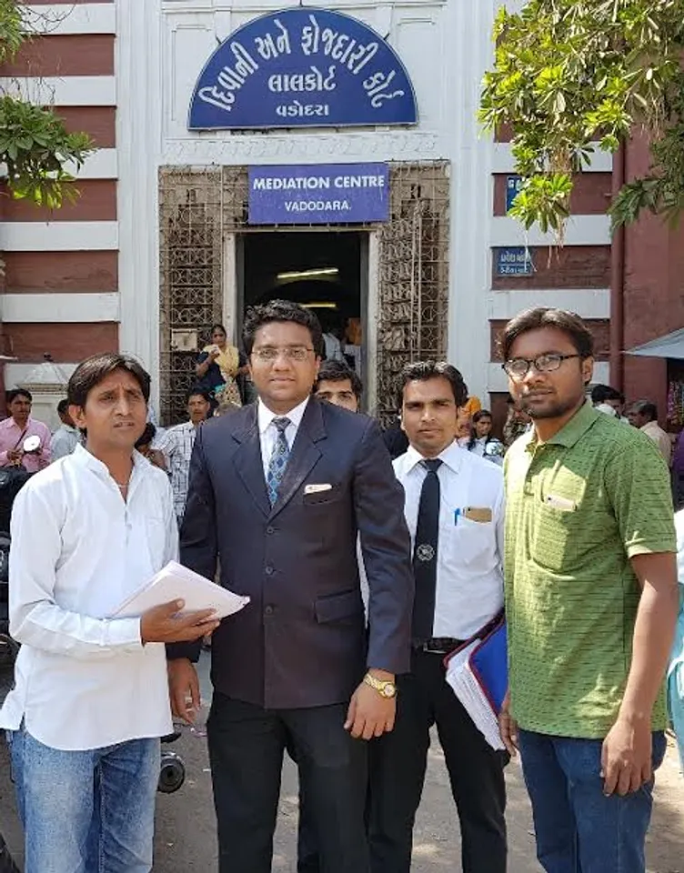 Court order investigating officer to submit report in 45 days in Shahrukh Khan matter