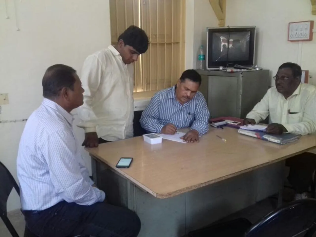 Conman arrested for extract money from people inside SSG