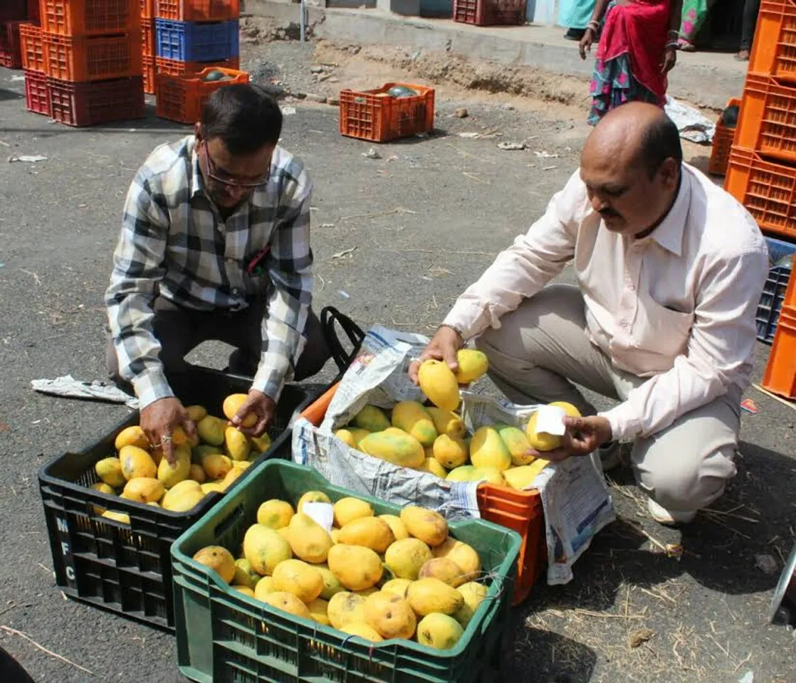 VMSS health department team raid on fruit market