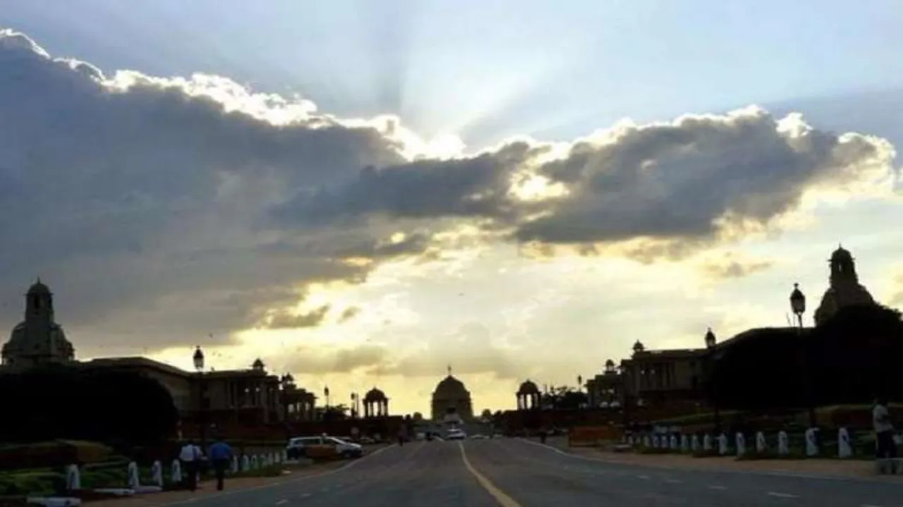 Partly cloudy Thursday morning in Delhi