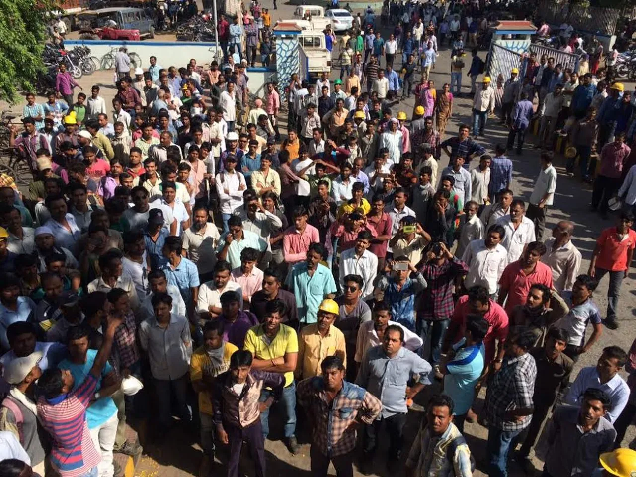 Contract labourers of Gujarat Refinery on strike