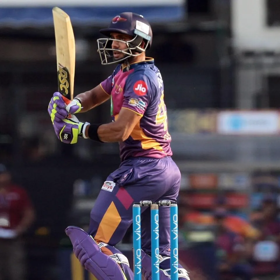 Manoj Tiwary takes stand for Virendra Sehwag and Lambasted Latif