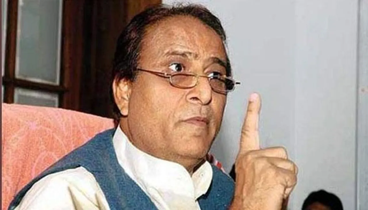 Azam stuck with disproportionate statement on army
