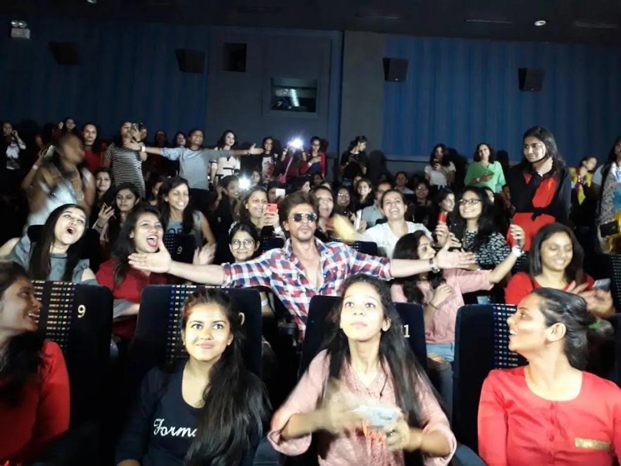 SRK aka Harry seeked Sejals in Ahmedabad