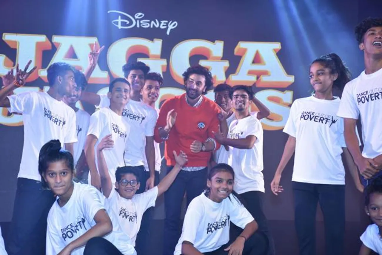 Ranbir Kapoor (Jagga Jassos) interesting interactions with school students