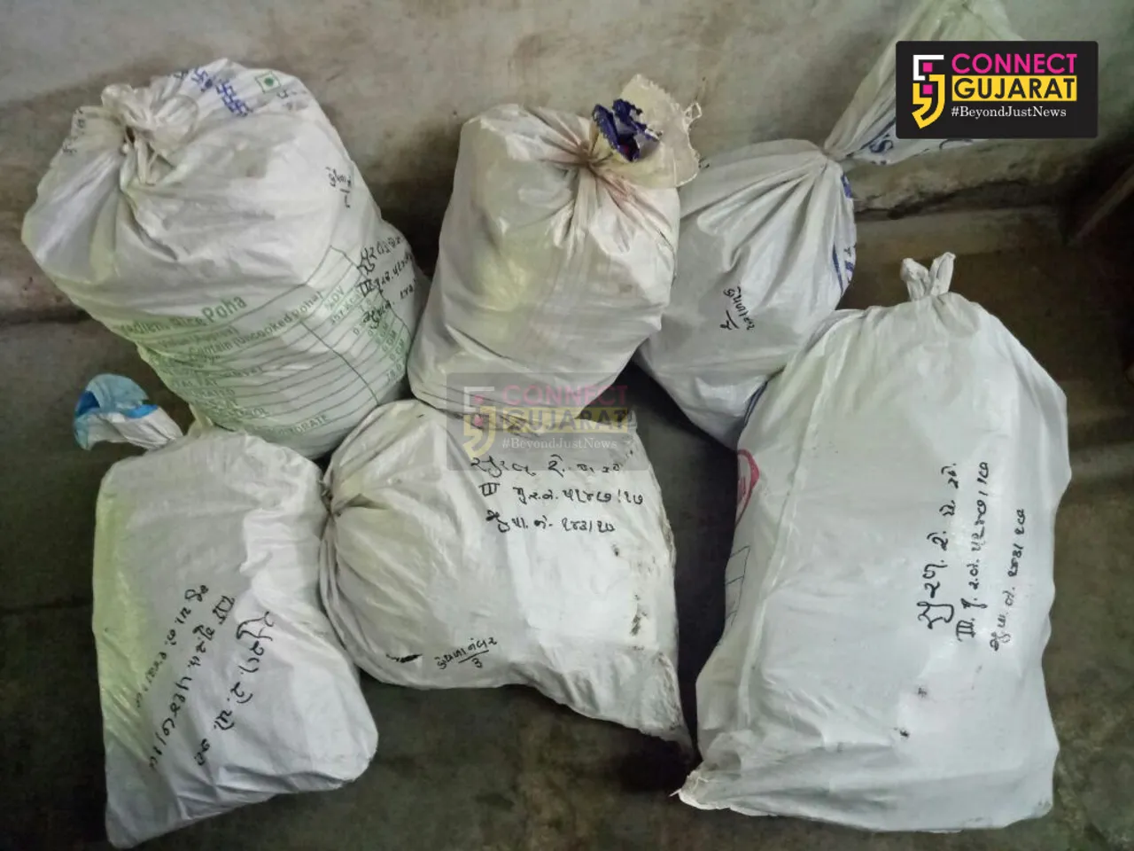 GRP arrested six with liquor on board train