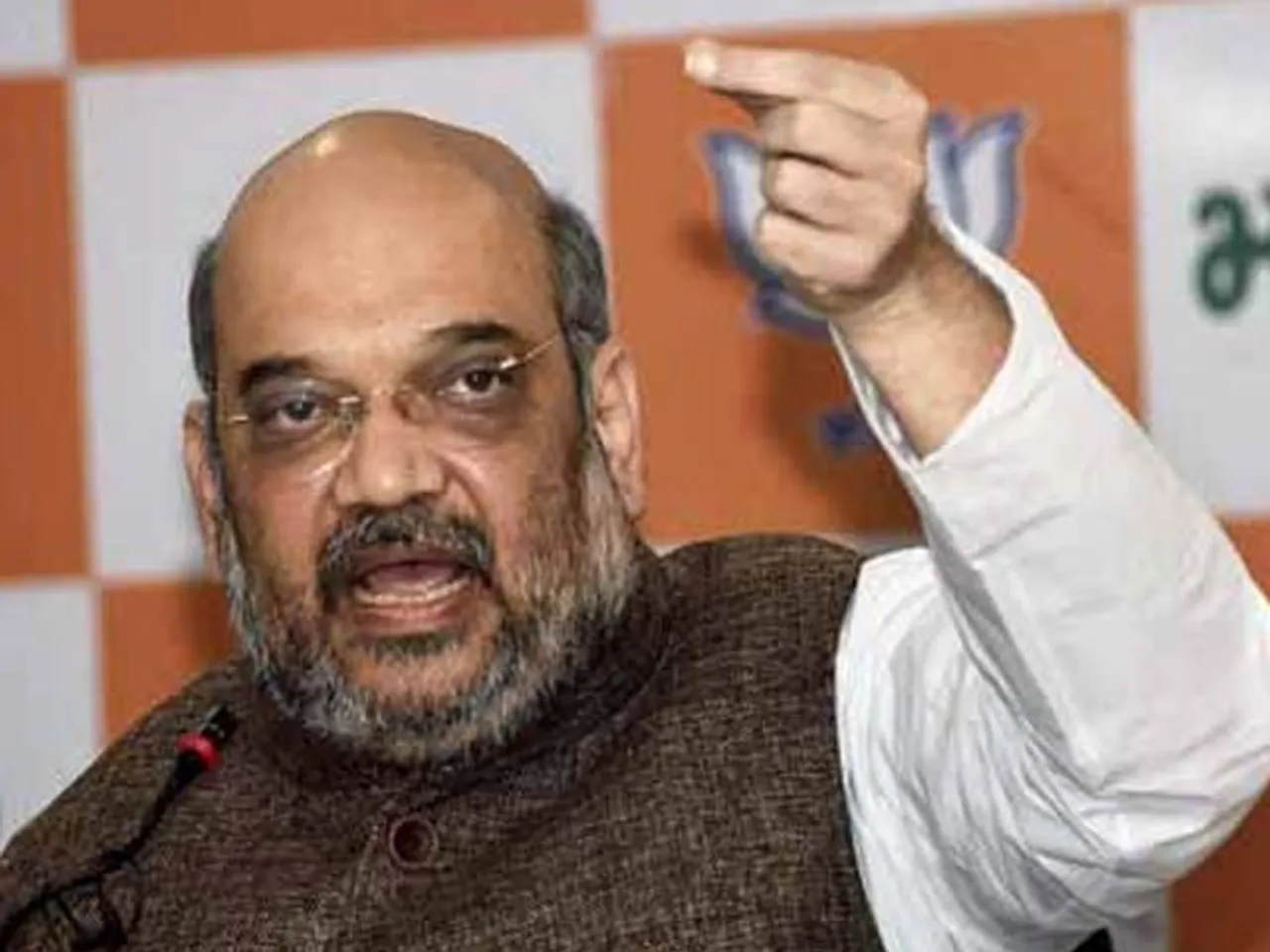 We gave the decision-making government to the country: Shah