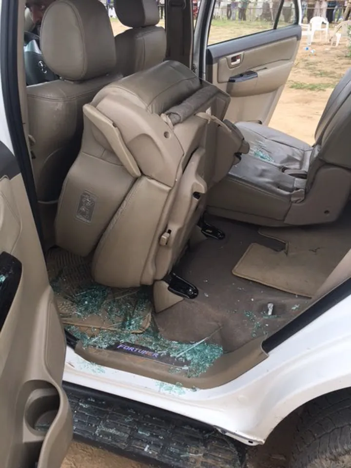 Rahul's car attacked in Gujarat, says 'not scared of cowards'