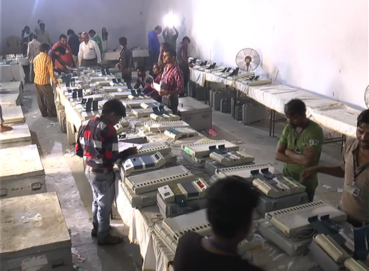 EO team visit vadodara for EVM checking