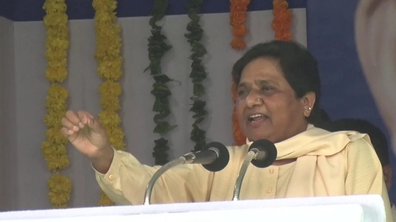 BSP Supremo attacks BJP in Vadodara