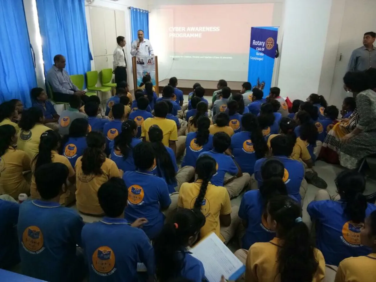 Cyber crime awareness in school by Vadodara police
