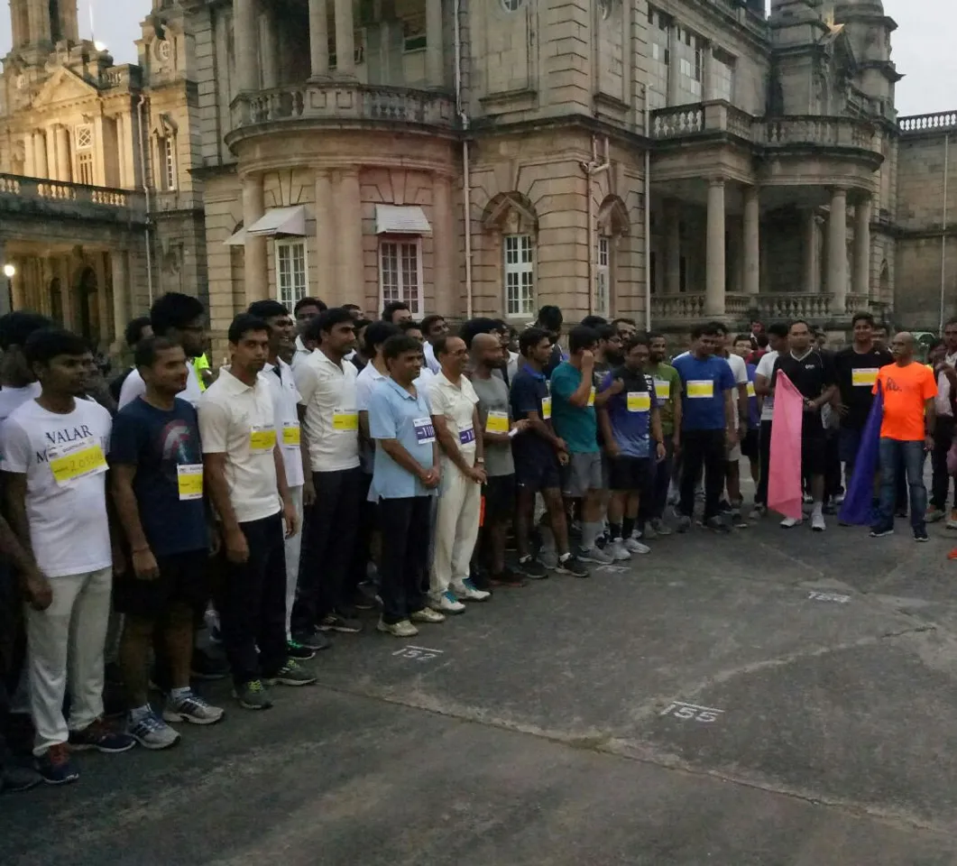 “Duathlon” comprised of running & cycling on the spirited streets of Vadodara.