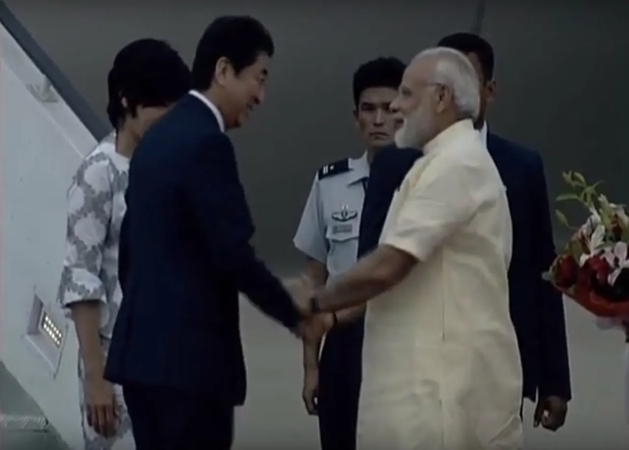 LIVE: Rousing Reception for PM Modi & Japanese PM Shinzo Abe in Gujarat