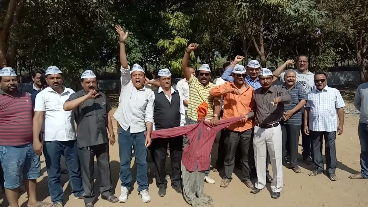Inside differences in Congress comes in open after the seats declaration