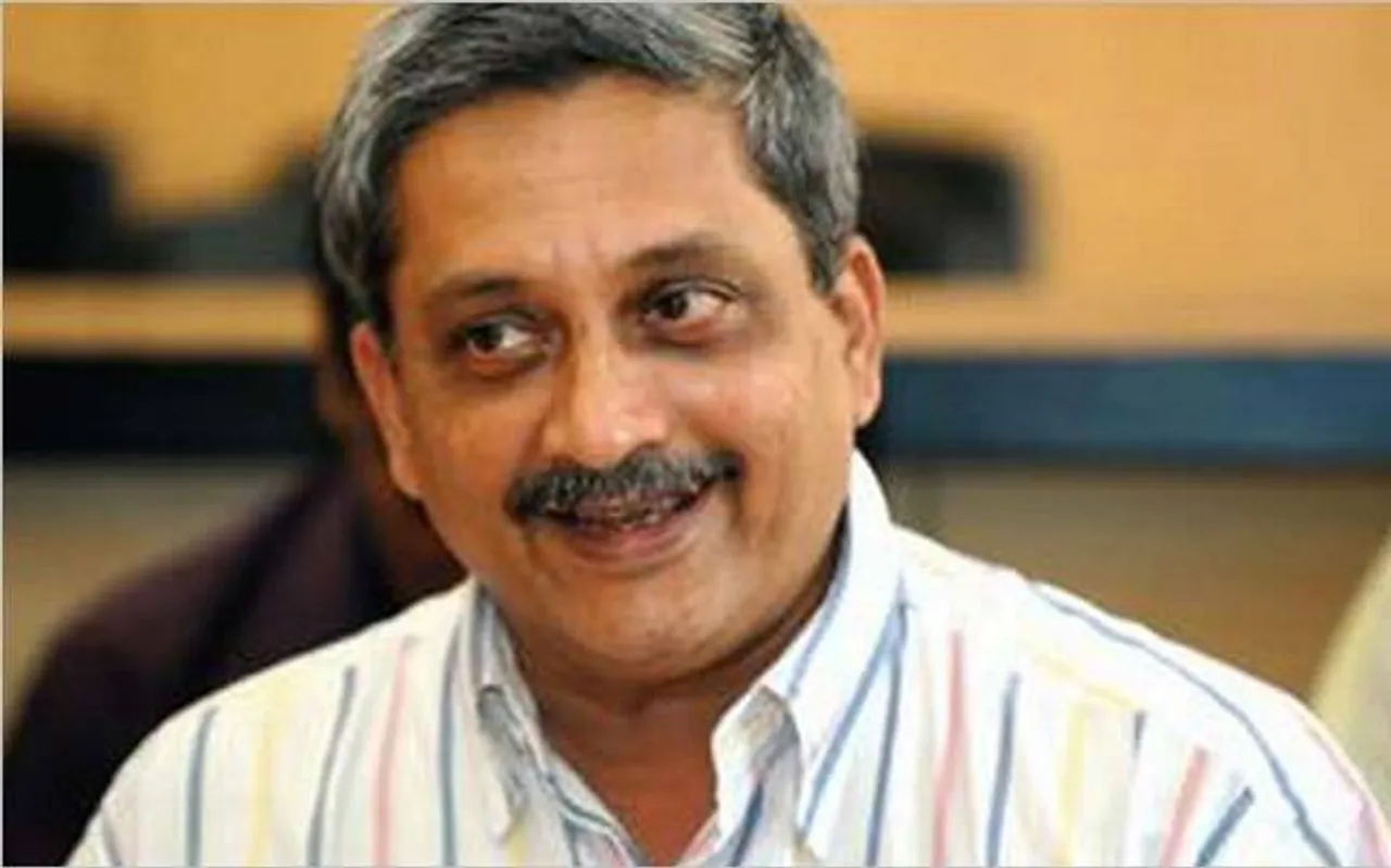 Wipe out the enemy instead of become martyr: Parikar