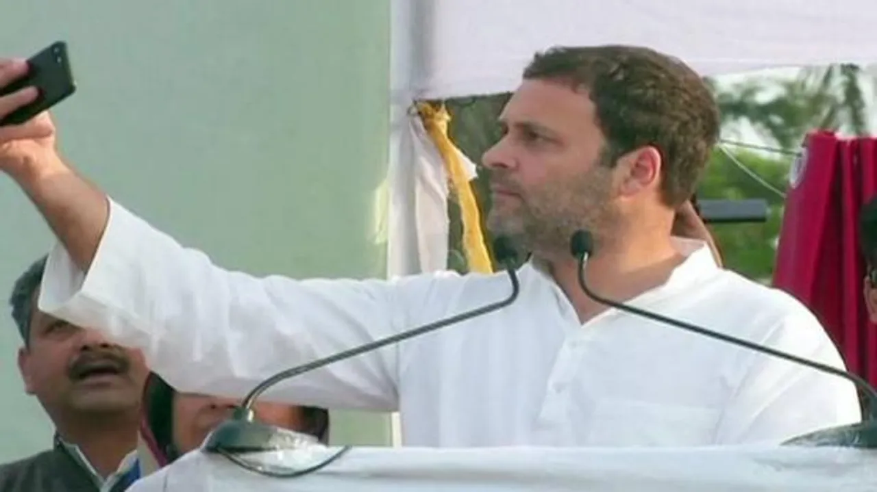 Rahul Gandhi on Selfie mode before polling in Himachal