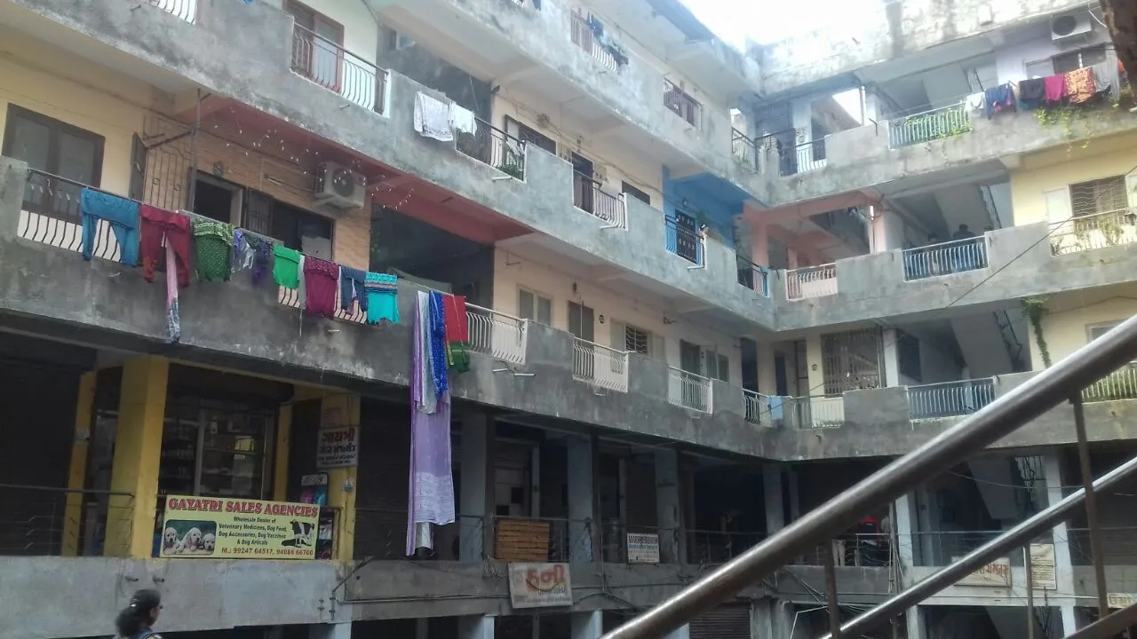 Peon of school commit suicide, blamed wife for extreme step