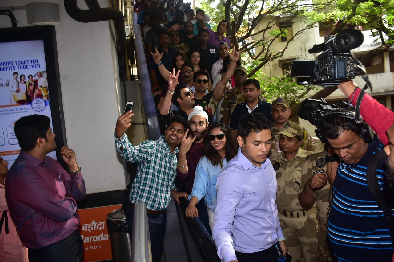 Fukrey Returns team promote their film at Metro station