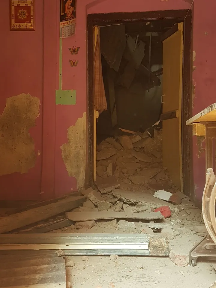 One injured after the ceiling of the kitchen went crashing down in Vadodara