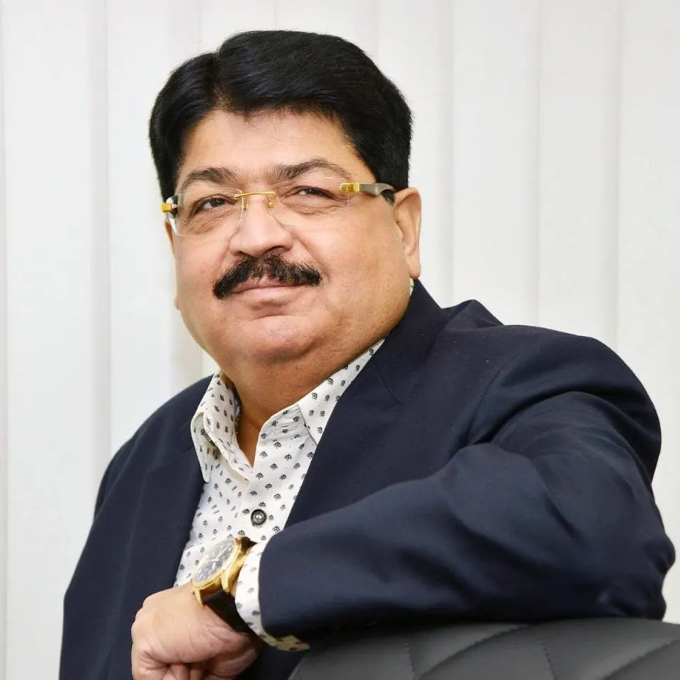 Rajya Sabha MP Parimal Nathwani shared his bad experience at Mumbai Airport